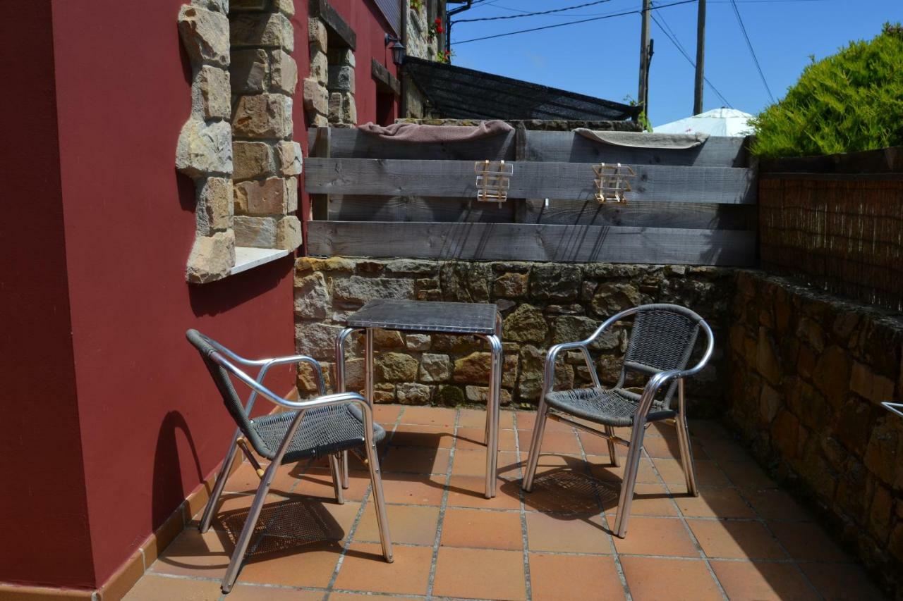 Apartamentos Rurales La Cirigueena Oles Luaran gambar