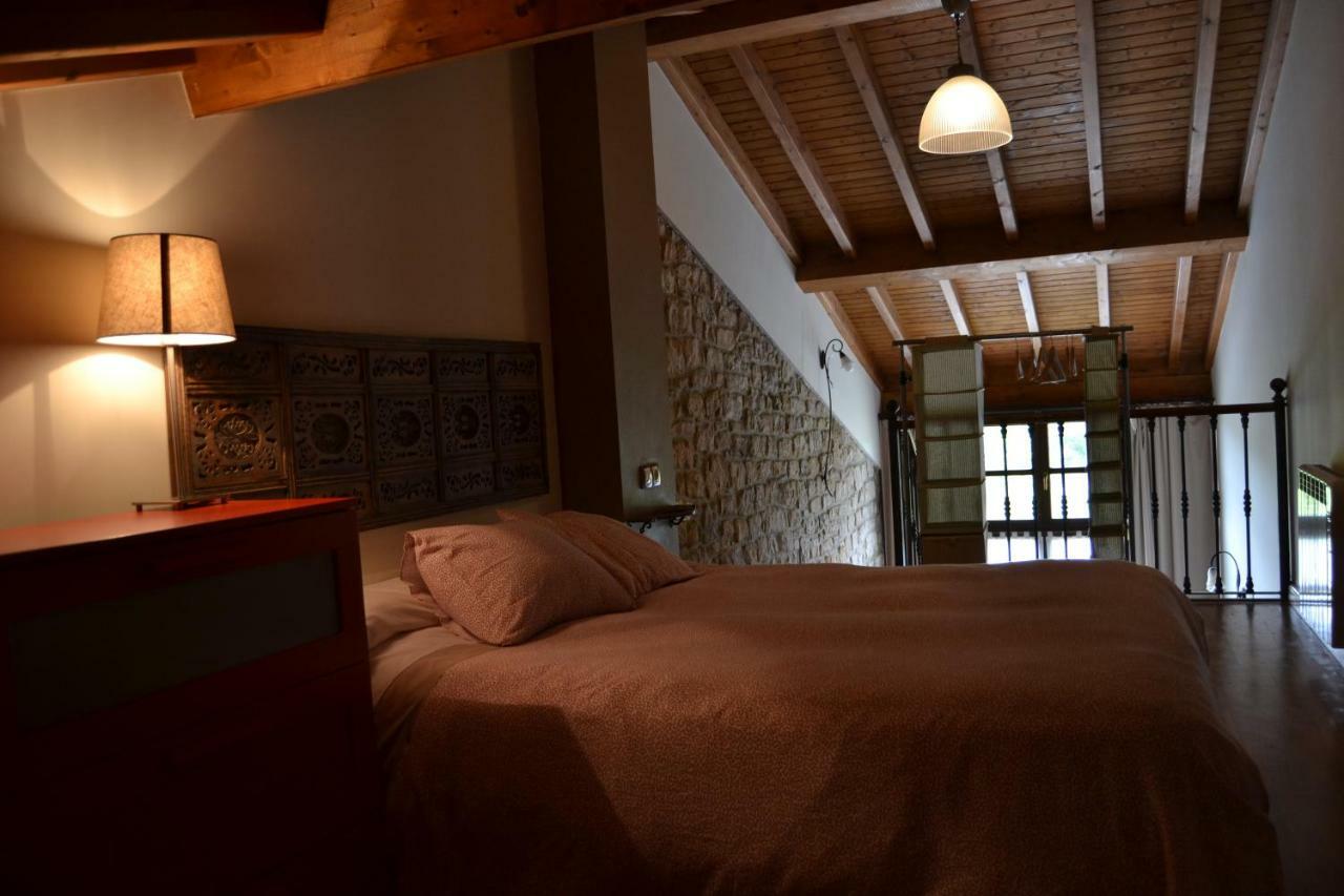 Apartamentos Rurales La Cirigueena Oles Luaran gambar