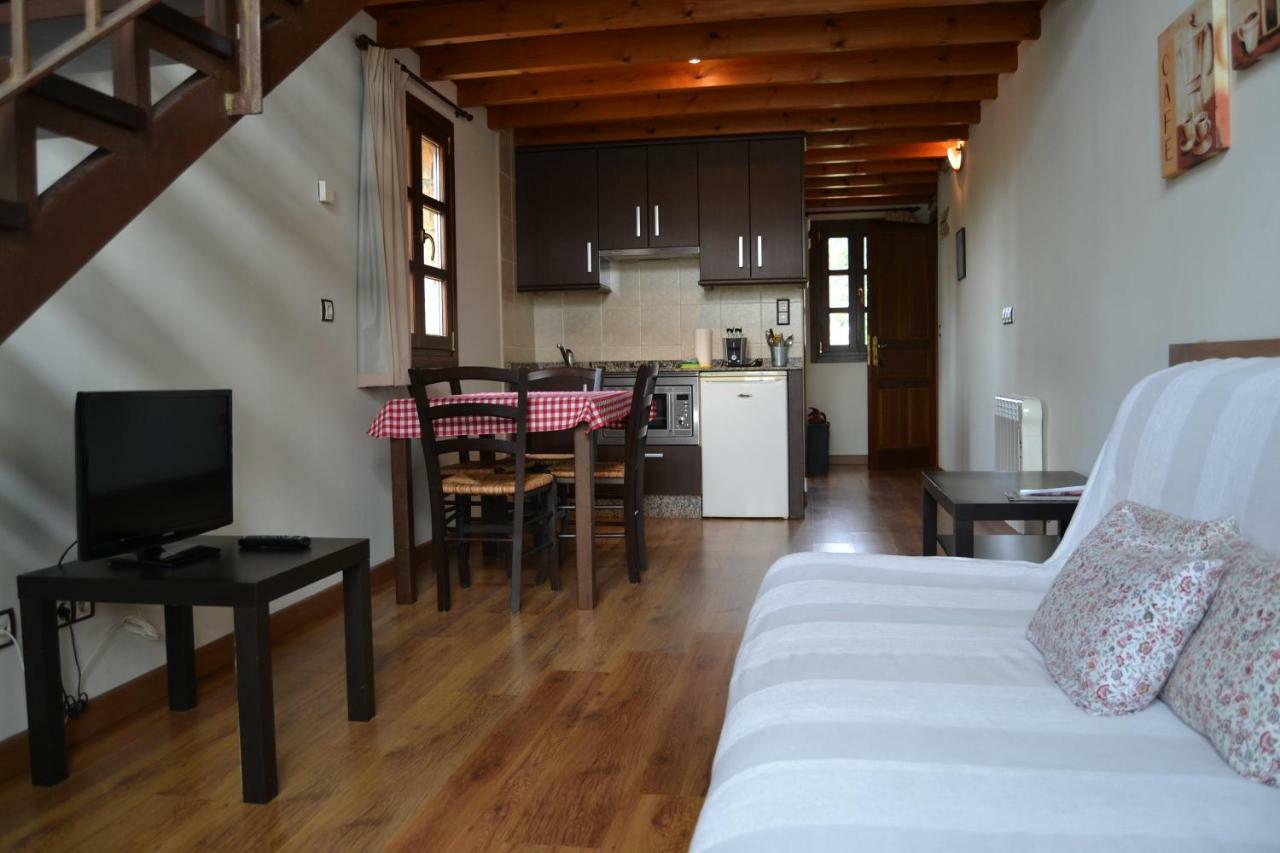 Apartamentos Rurales La Cirigueena Oles Luaran gambar