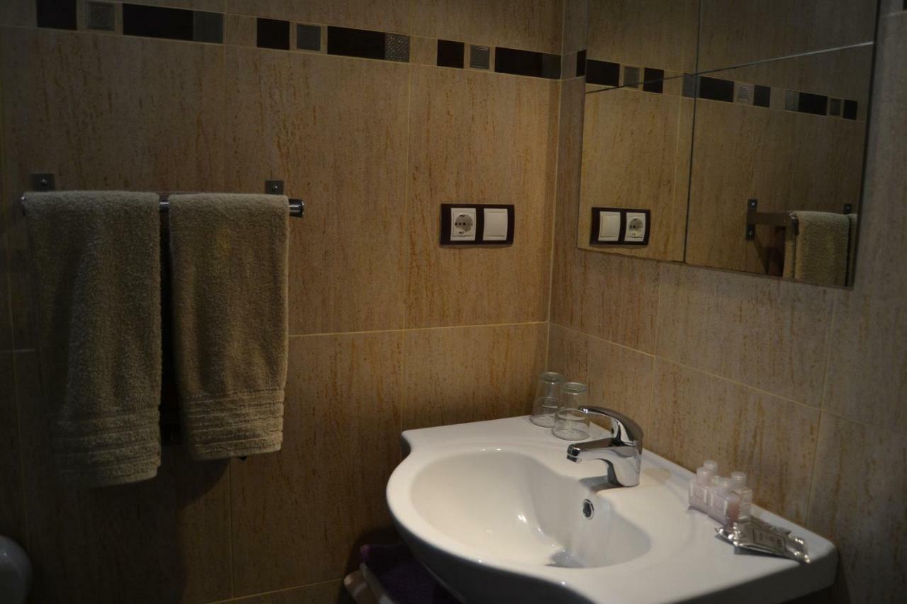 Apartamentos Rurales La Cirigueena Oles Luaran gambar