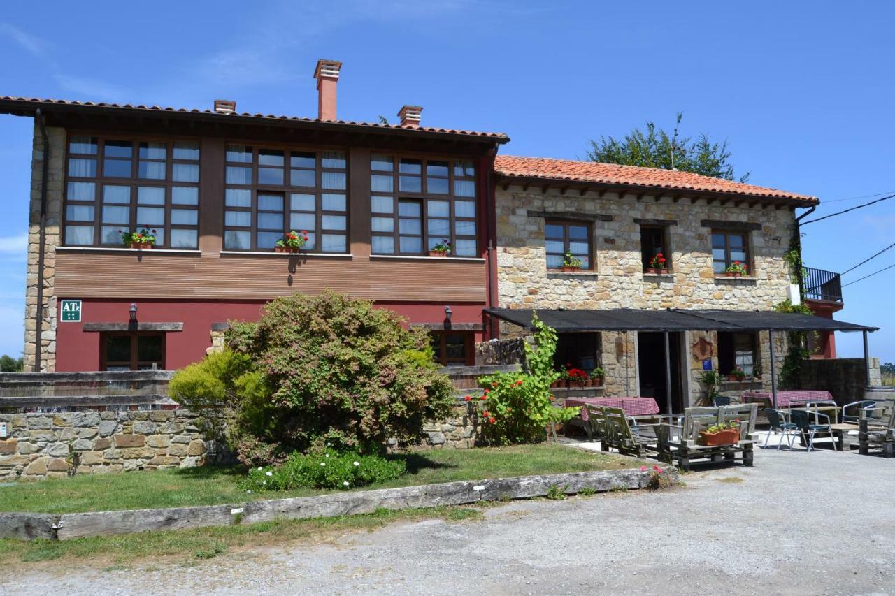 Apartamentos Rurales La Cirigueena Oles Luaran gambar